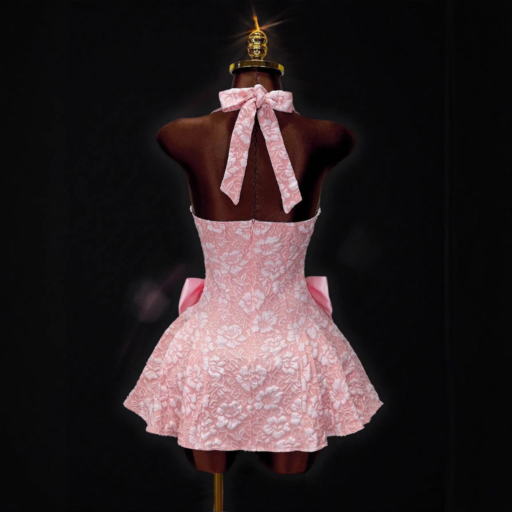 V-neck large skirt dress