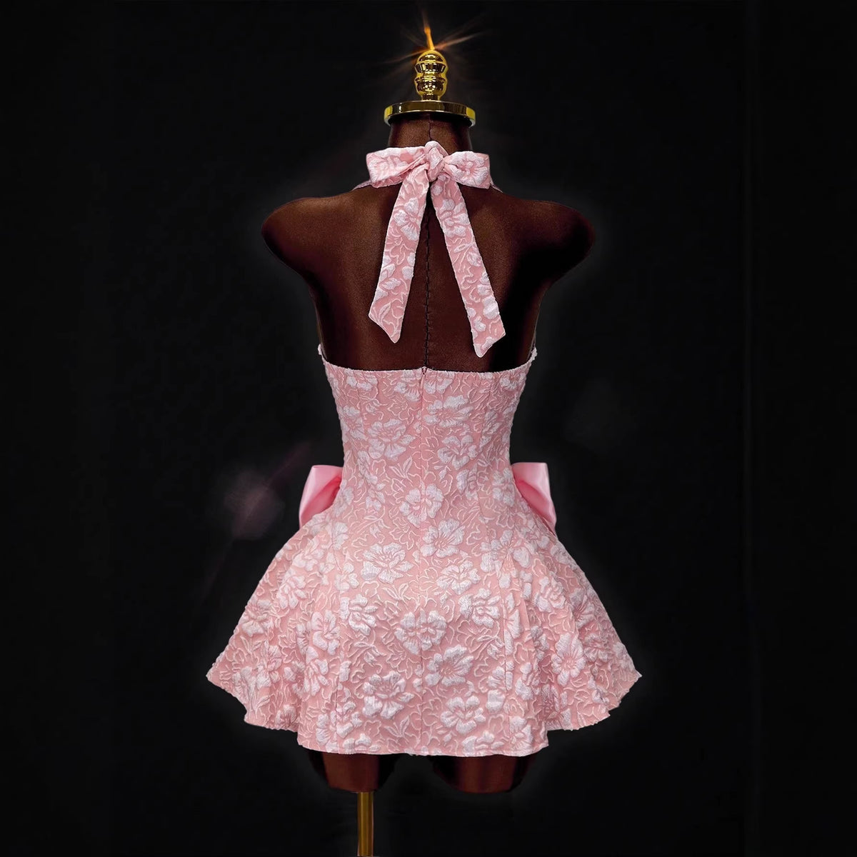 V-neck large skirt dress