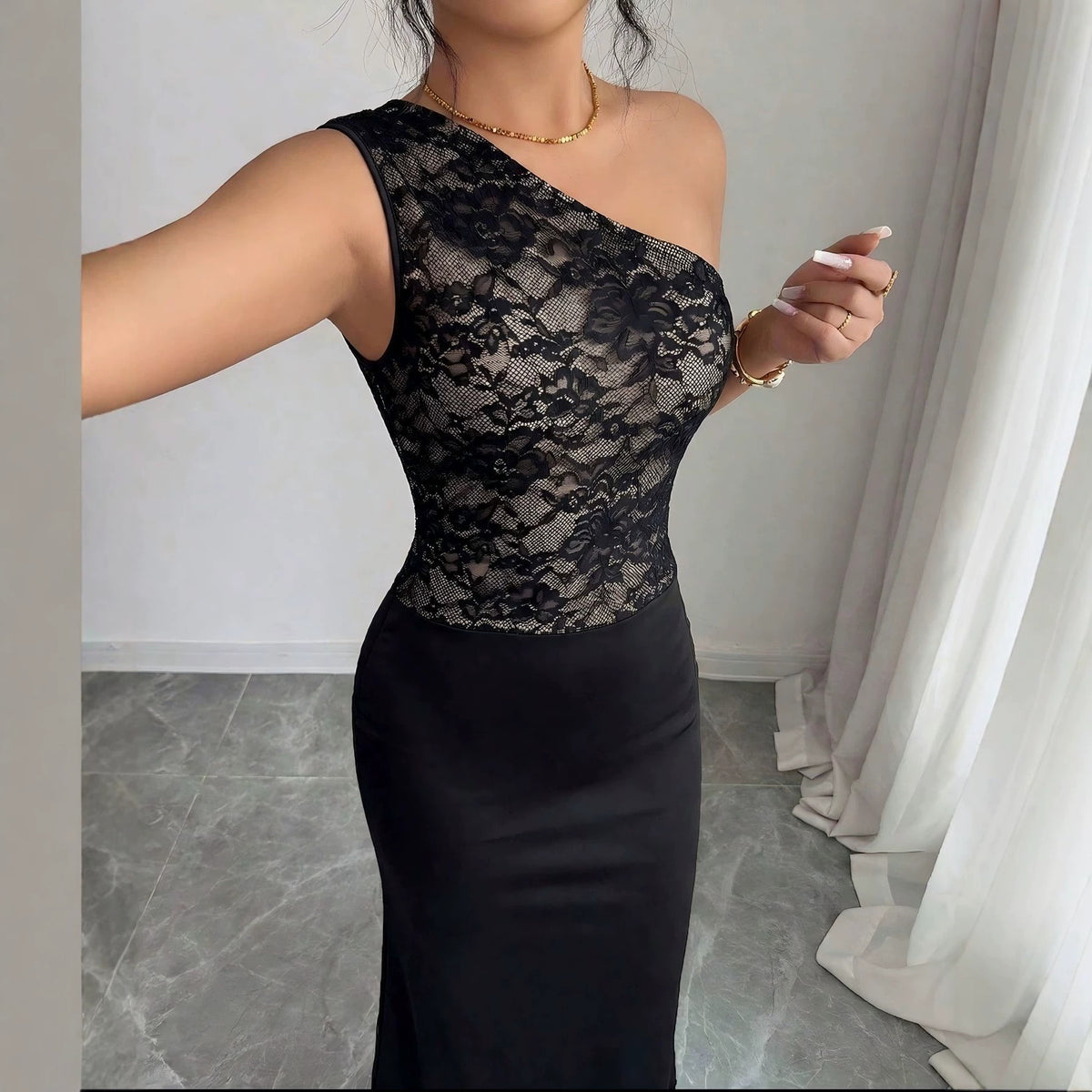 Slanted shoulder lace patchwork slim fit hip hugging dress