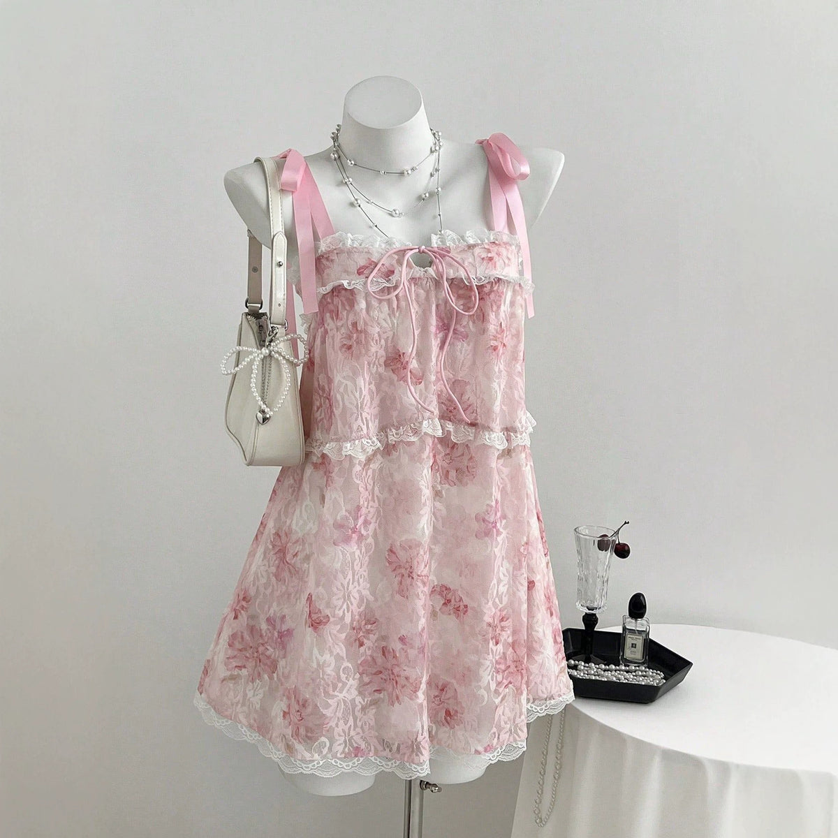 Backless lace strap women's suspender dress