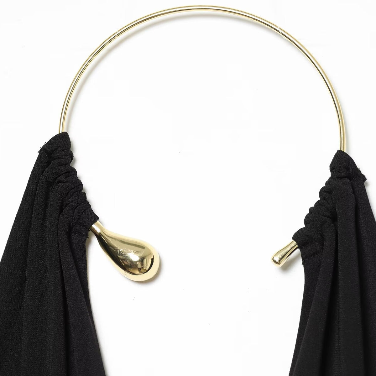 Hanging neck and tied neck women's dress