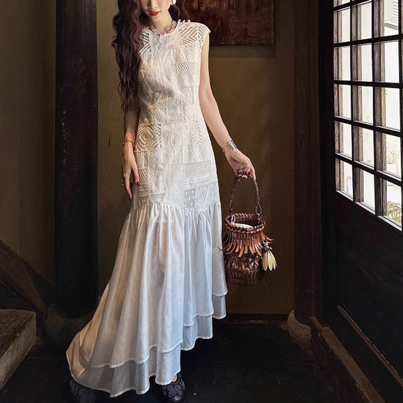 New trendy dress for early summer, unique and beautiful waist hugging skirt