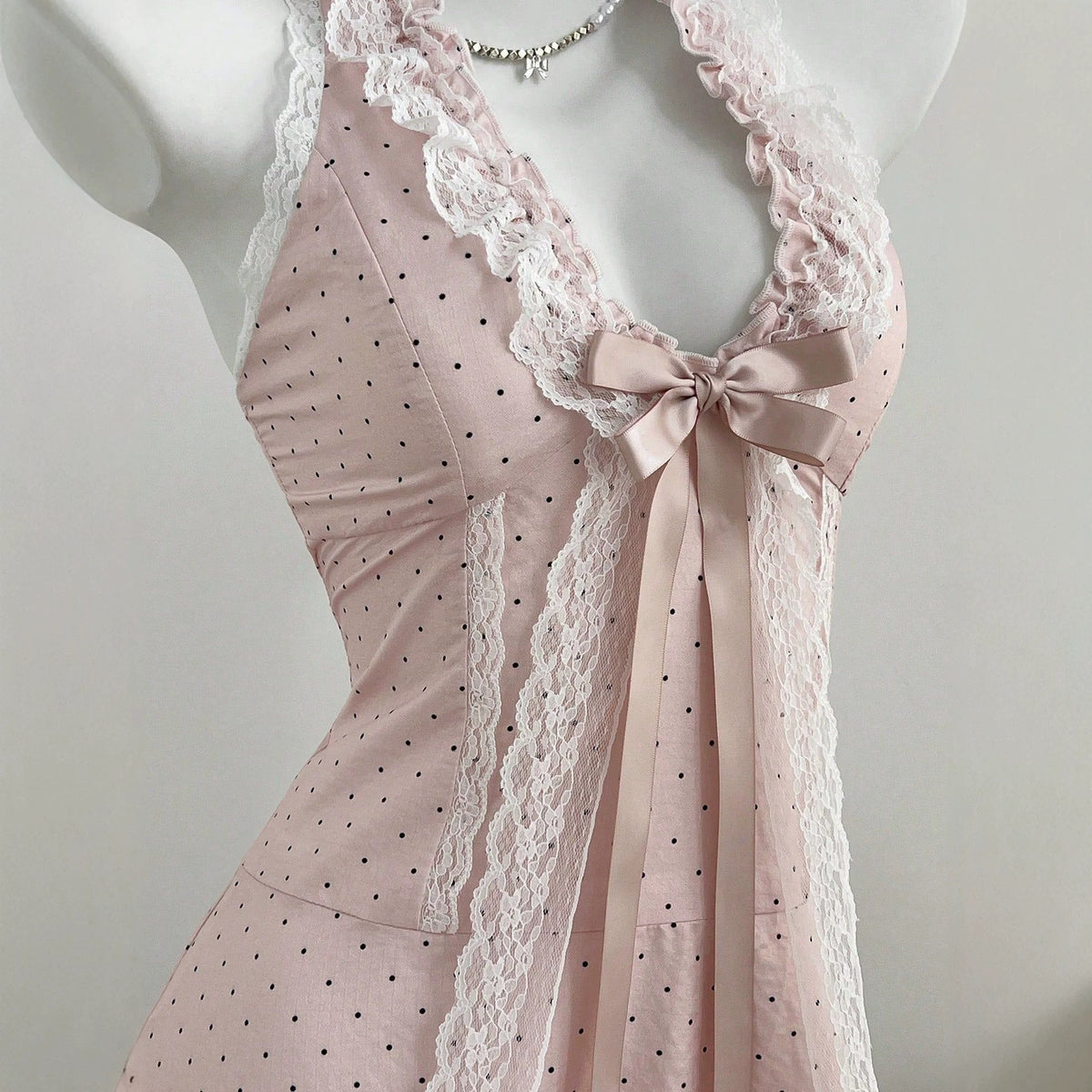 V-neck waist cinched women's dress